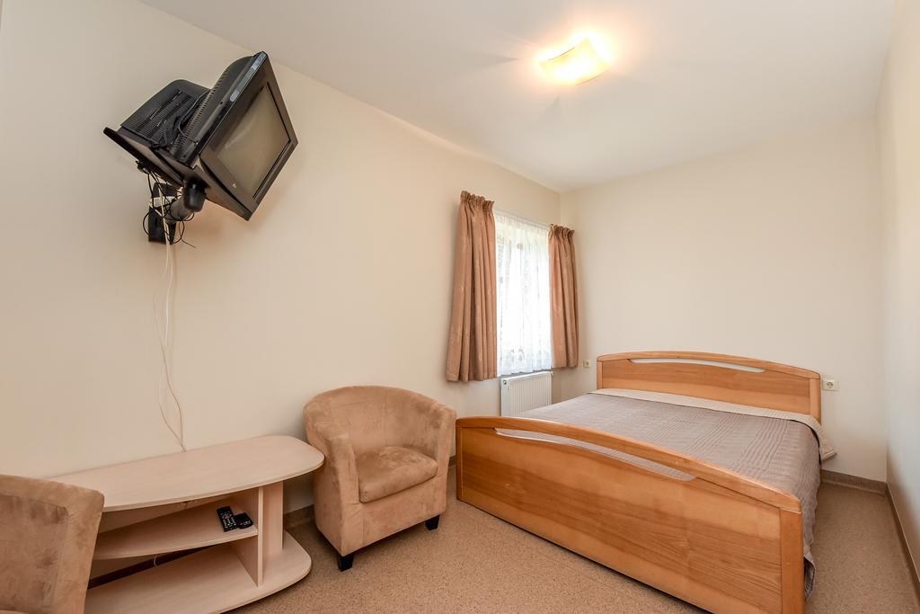 Holiday House Knp Palanga Extérieur photo